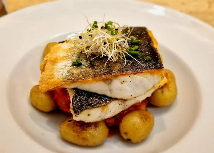 Catered Les Clochettes Hotel *